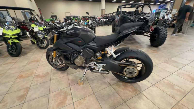 Used 2021 Ducati STREETFIGHTER V4S Image 6