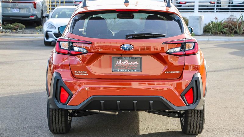 2025 Subaru Crosstrek PremiumImage 3