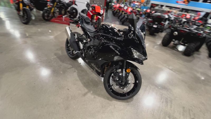 New 2026 Kawasaki NINJA ZX-4R ABS Image 2