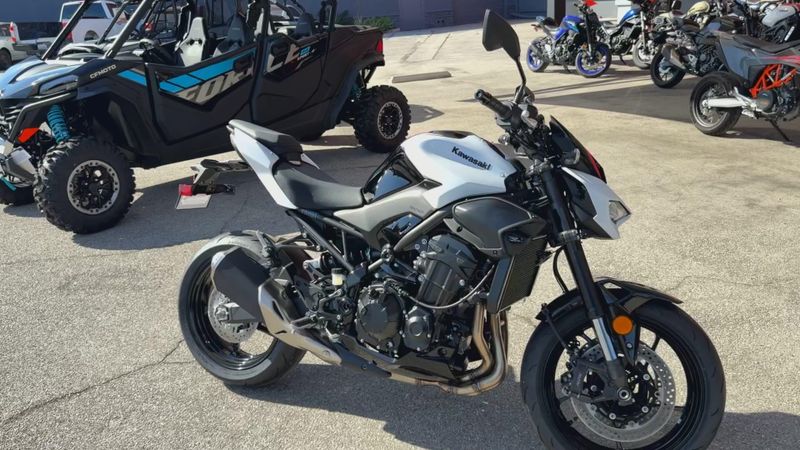 New 2026 Kawasaki Z900 ABS Image 5