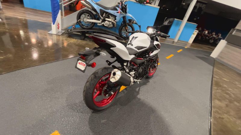 New 2026 Kawasaki Z500 SE ABS Image 8