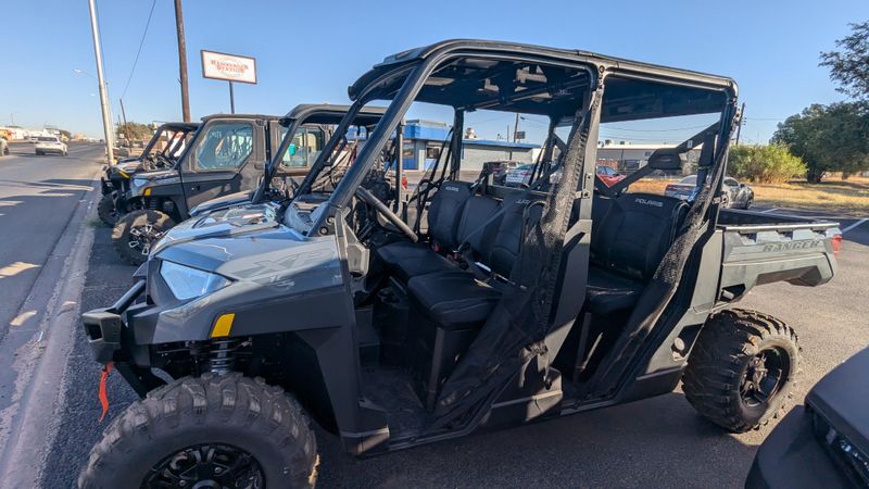 2025 POLARIS RANGER CREW XP 1000 PREMIUM STEALTH GRAY in a STEALTH GRAY exterior color. Family PowerSports (877) 886-1997 familypowersports.com 