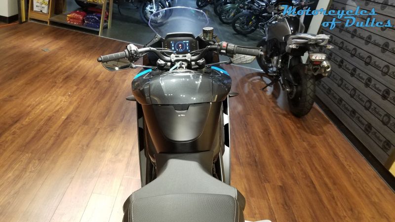 2023 Zero SR/S  in a Asphalt-Cyan exterior color. Motorcycles of Dulles 571.934.4450 motorcyclesofdulles.com 