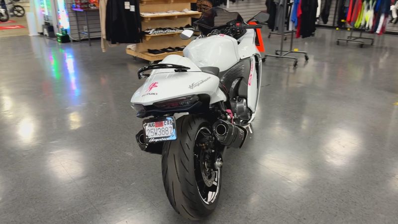 Used 2022 Suzuki Hayabusa 1340 Image 3