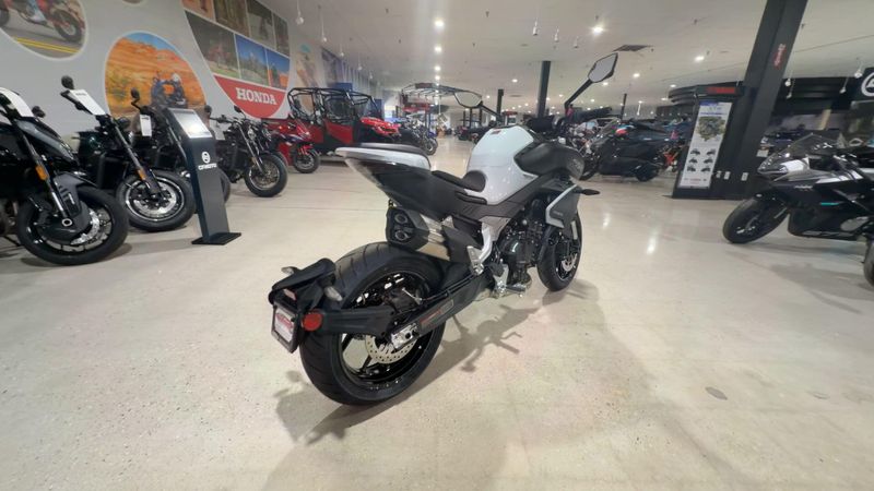 New 2026 CFMOTO 800NK Image 2