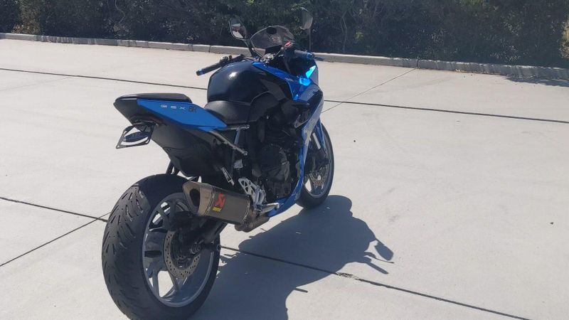 Used 2024 Suzuki GSX-8R Image 7