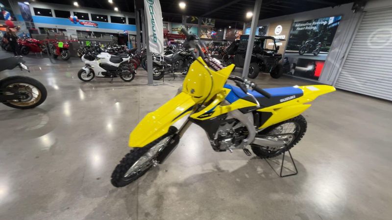 New 2027 Suzuki RM-Z450 Image 4