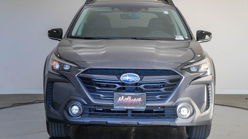 2025 Subaru Outback PremiumImage 6