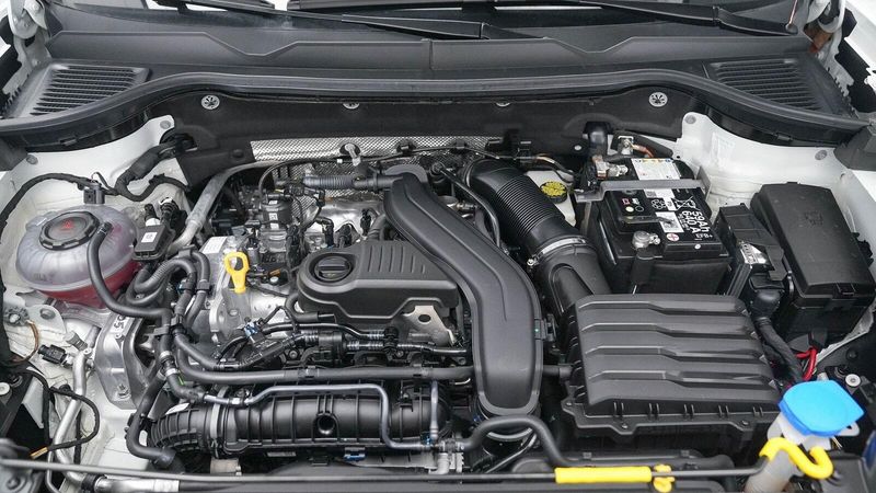2024 Volkswagen Taos 1.5T SEImage 26