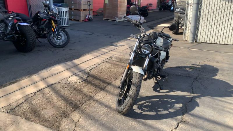 New 2026 Kawasaki Eliminator Image 4