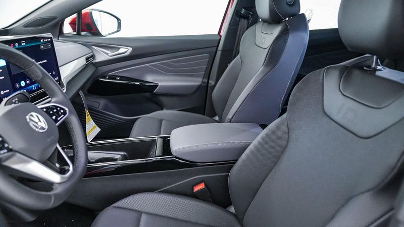 New 2025 Volkswagen ID.4 Pro SImage 18