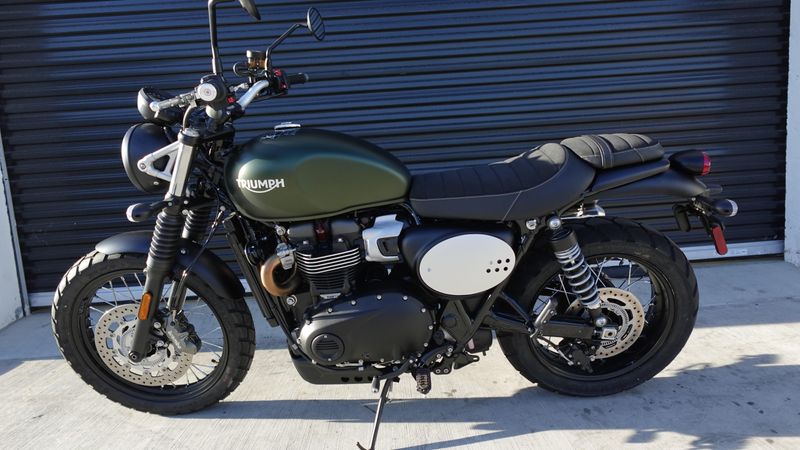 New 2025 Triumph Scrambler 900 Euro 5a Base 