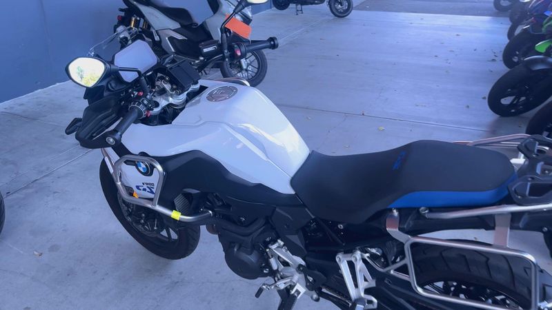 Used 2024 BMW F 800 GS Image 2