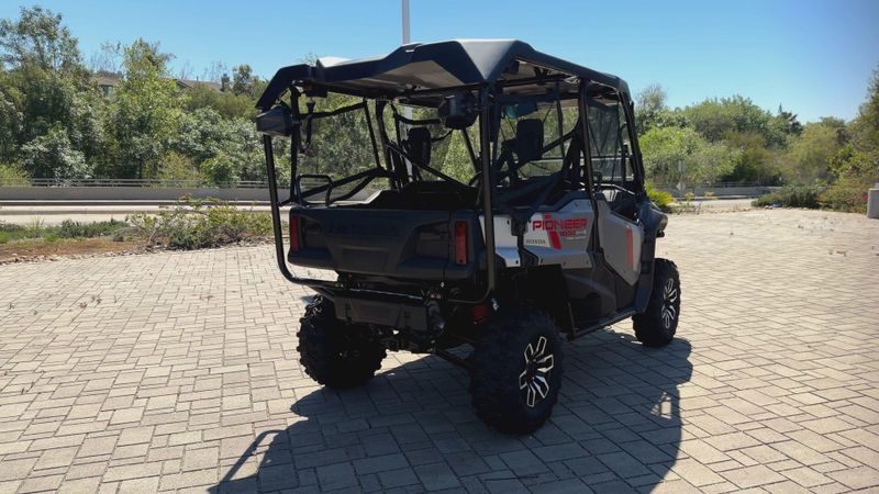 New 2025 Honda PIONEER 1000-5 TRAIL SE Image 9