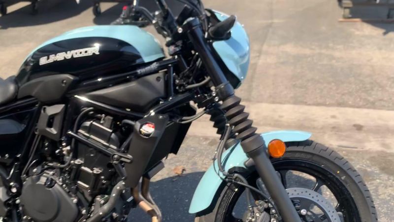 New 2025 Kawasaki ELIMINATOR SE ABS Image 4