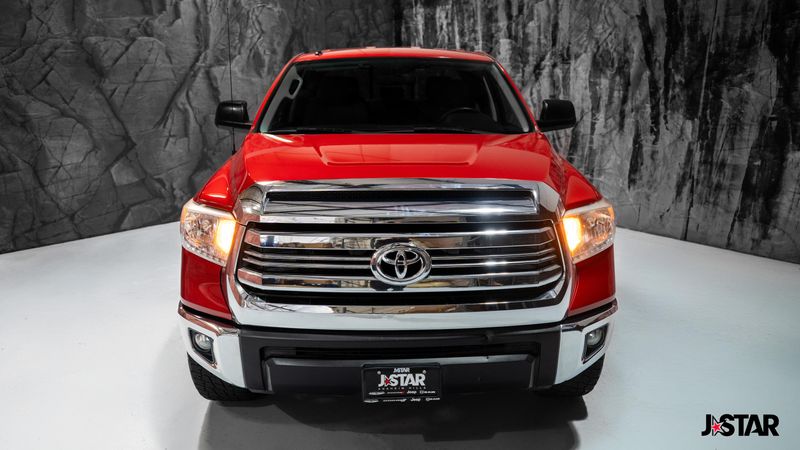 2017 Toyota Tundra SR5 photo 20
