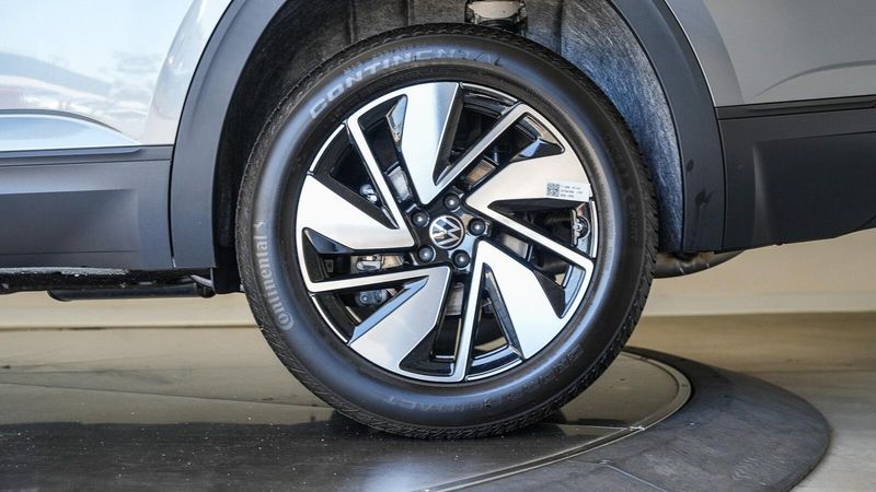 2025 Volkswagen Atlas 2.0T SE w/TechnologyImage 9