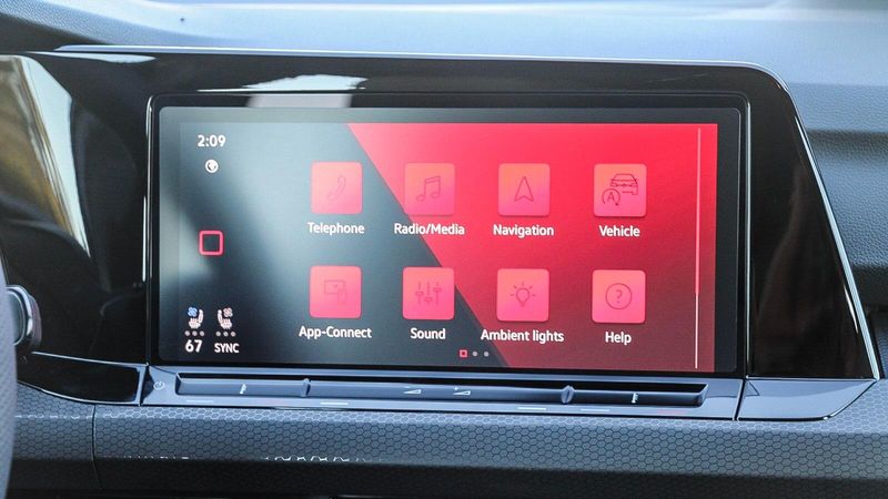 2024 Volkswagen Golf GTI AutobahnImage 16