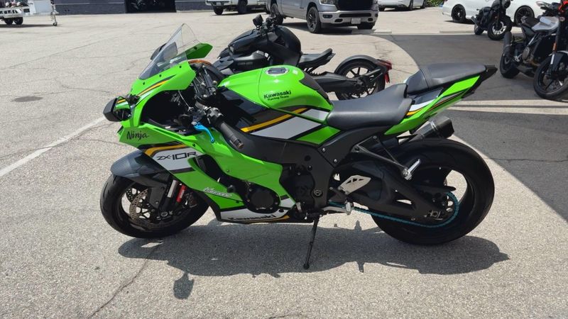 Used 2025 Kawasaki NINJA ZX 10R ABS KRT EDITION Image 5