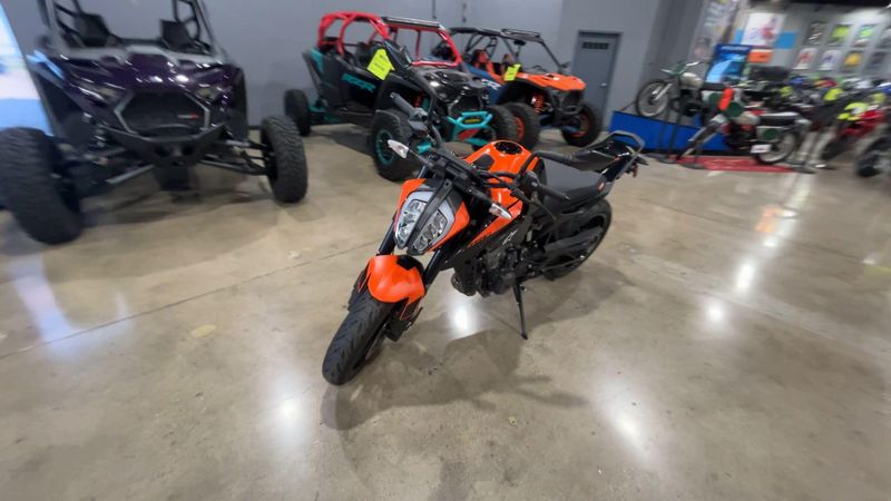 Used 2022 KTM 890 DUKE Image 4
