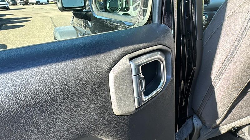 2023 Jeep Wrangler 4-door Sport S 4x4Image 15