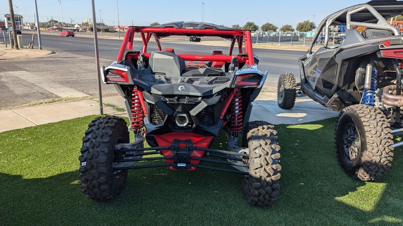 2024 Can-Am MAVERICK X3 MAX X DS TURBO RR FIERY RED AND HYPER SILVERImage 8