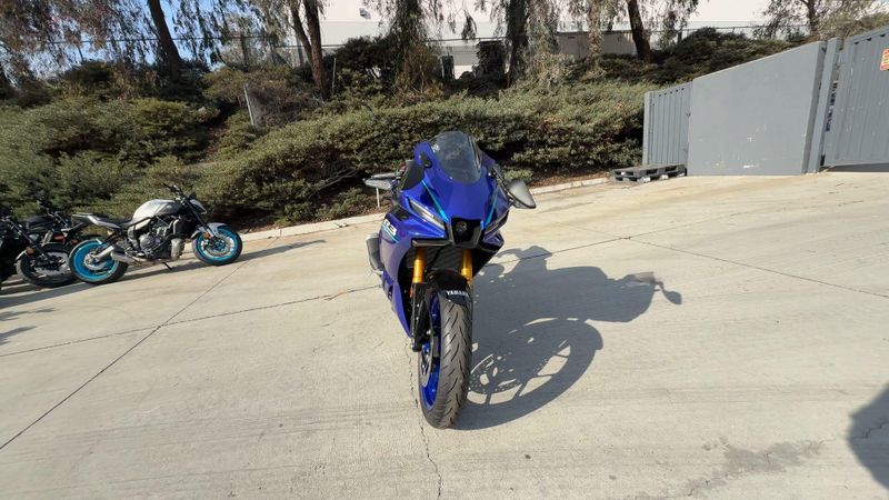 New 2026 Yamaha YZF-R3 ABS Image 3