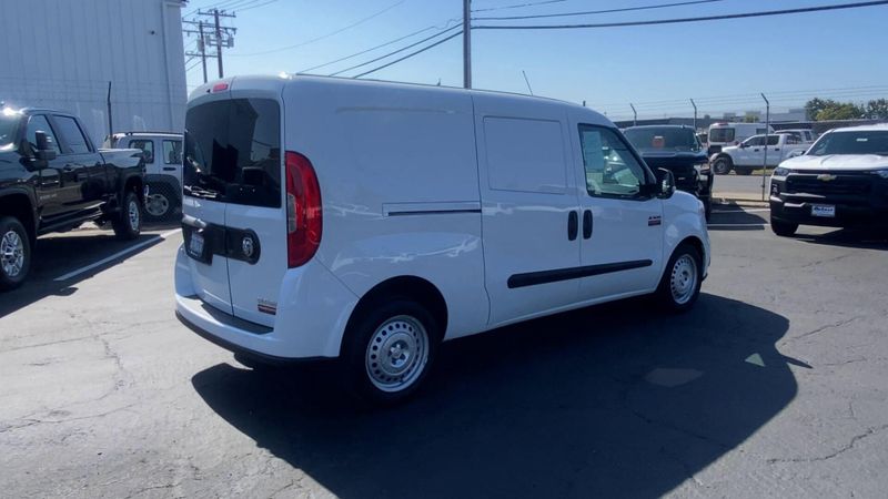 Used 2022 RAM ProMaster City Cargo Van BaseImage 9