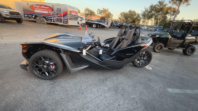 New 2025 Polaris SLINGSHOT SL AUTODRIVE Image 9