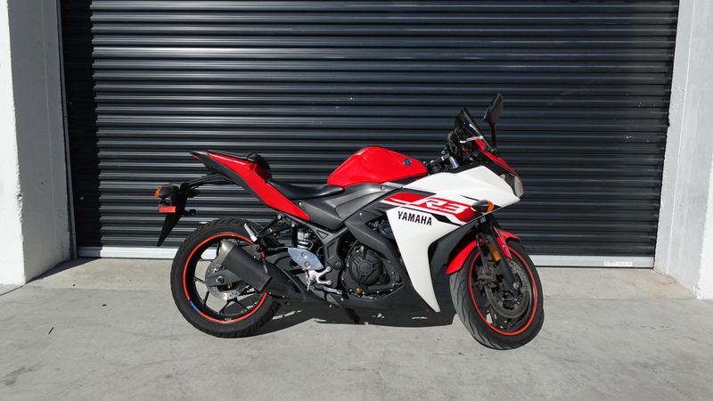 Used 2015 Yamaha YZF R3 