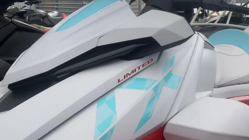 New 2025 Yamaha VX DELUXE W/AUDIO Image 8