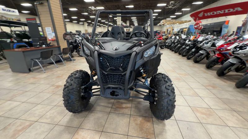 New 2025 Can-Am MAVERICK SPORT MAX DPS 1000R Image 4