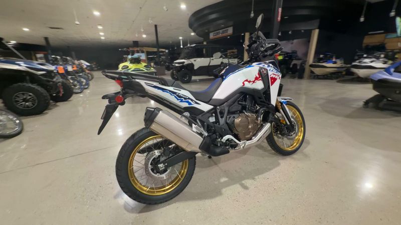 New 2026 Honda AFRICA TWIN DCT Image 4