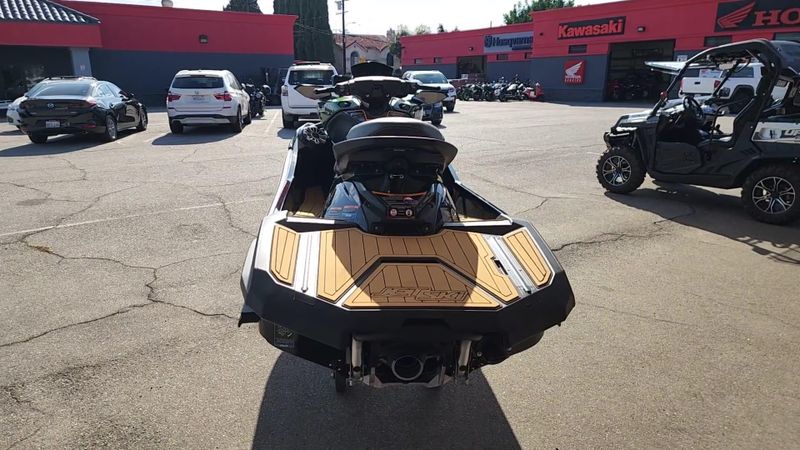 New 2025 Kawasaki JET SKI ULTRA 160LX Image 8