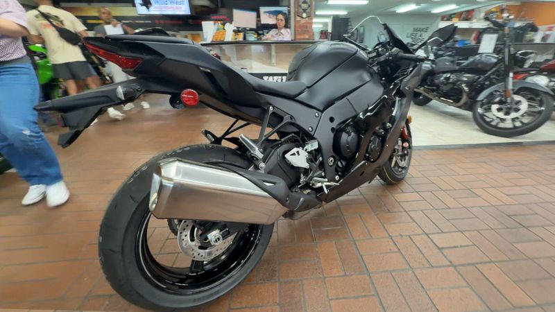 New 2025 Kawasaki NINJA ZX 10R ABS | Wild West Motoplex