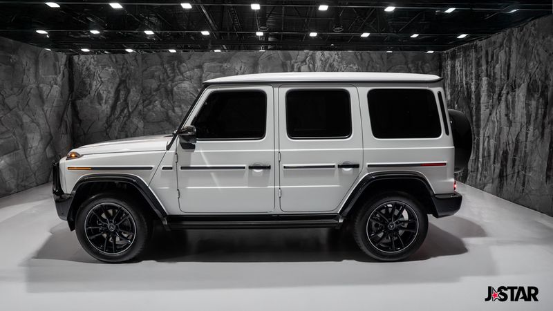 2025 Mercedes Benz G 550 photo 26