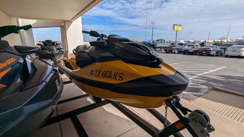 2023 SEADOO RXP X 300 AUD IBR MILLENIUM YELLOW Image 3