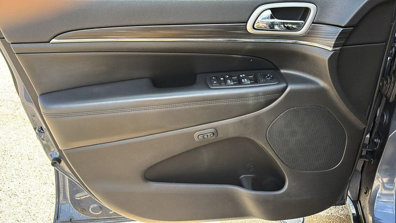 2019 Jeep Grand Cherokee LimitedImage 6