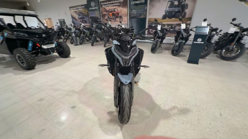 New 2026 CFMOTO 675NK Image 4