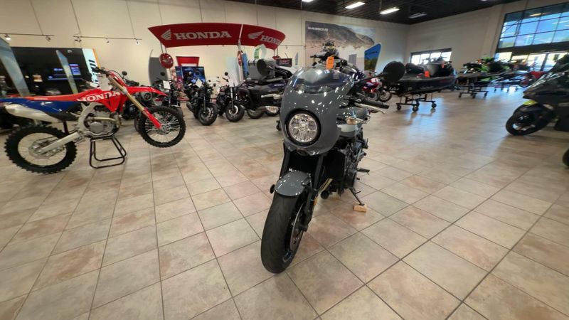 Used 2021 Kawasaki Z900RS CAFE Image 4