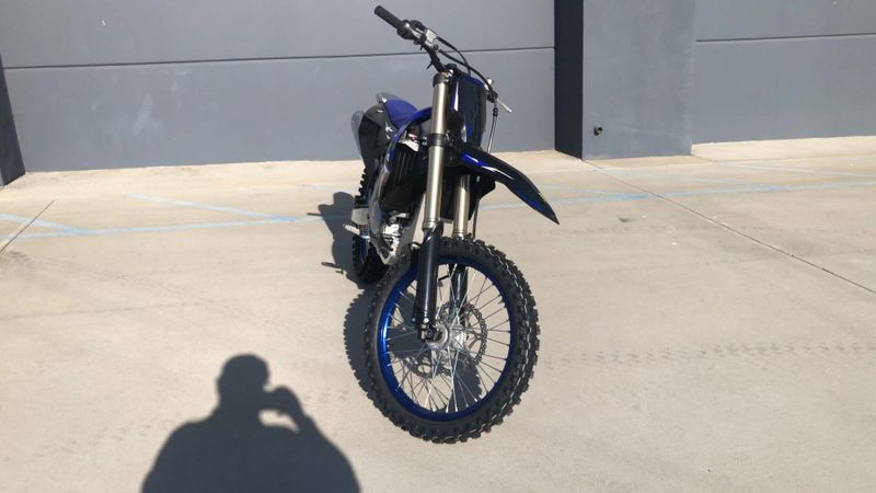 New 2027 Yamaha YZ450F MONSTER EDITION Image 7