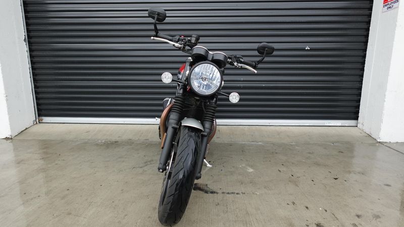 2019 Triumph Speed Twin 1200 Base