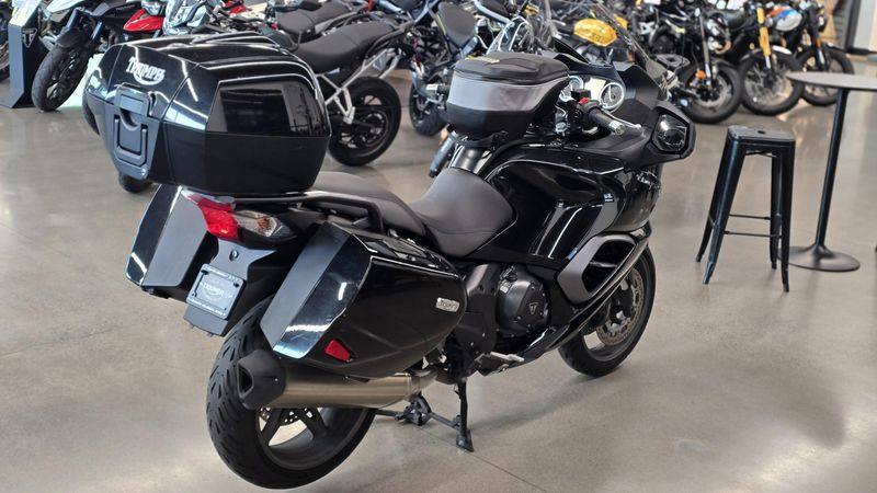 Used 2016 Triumph TROPHY SE 