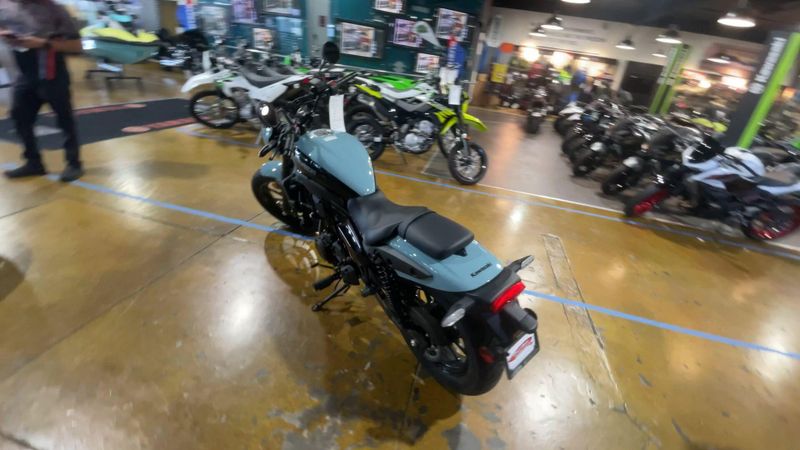 New 2025 Kawasaki ELIMINATOR SE ABS Image 9