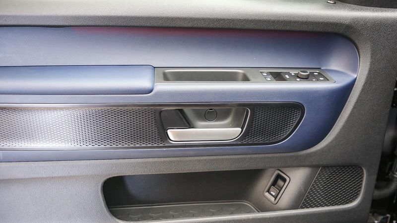 2025 Volkswagen ID. Buzz Image 22