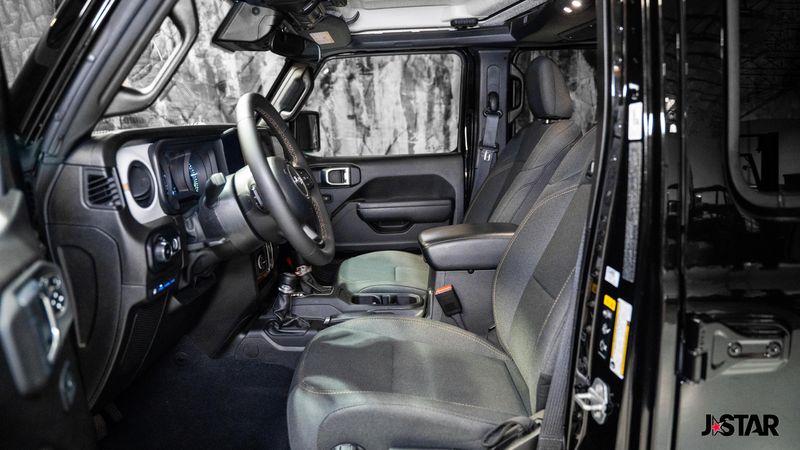 2024 Jeep Wrangler Sport S 4xe photo 3