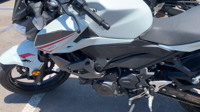 Used 2023 Kawasaki Z400 ABS Image 6