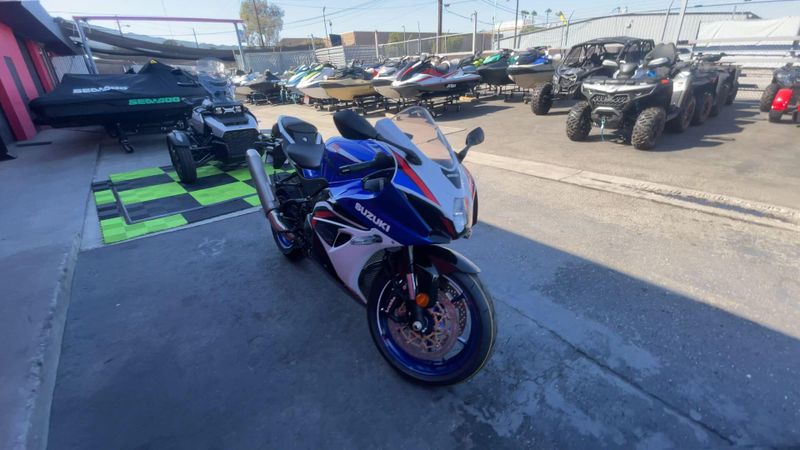 New 2027 Suzuki GSX-R1000 40TH ANNIVERSARY EDITION Image 6