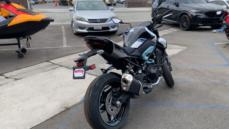 New 2025 Kawasaki Z900 ABS Image 7