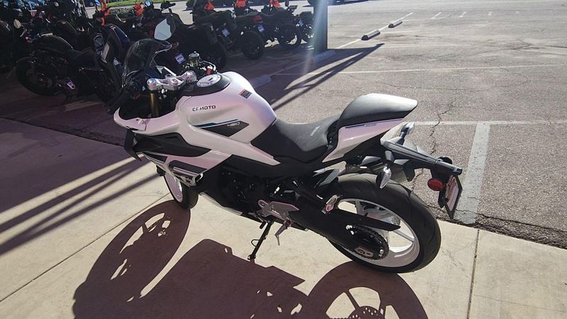 New 2026 CFMOTO 450SS Image 9